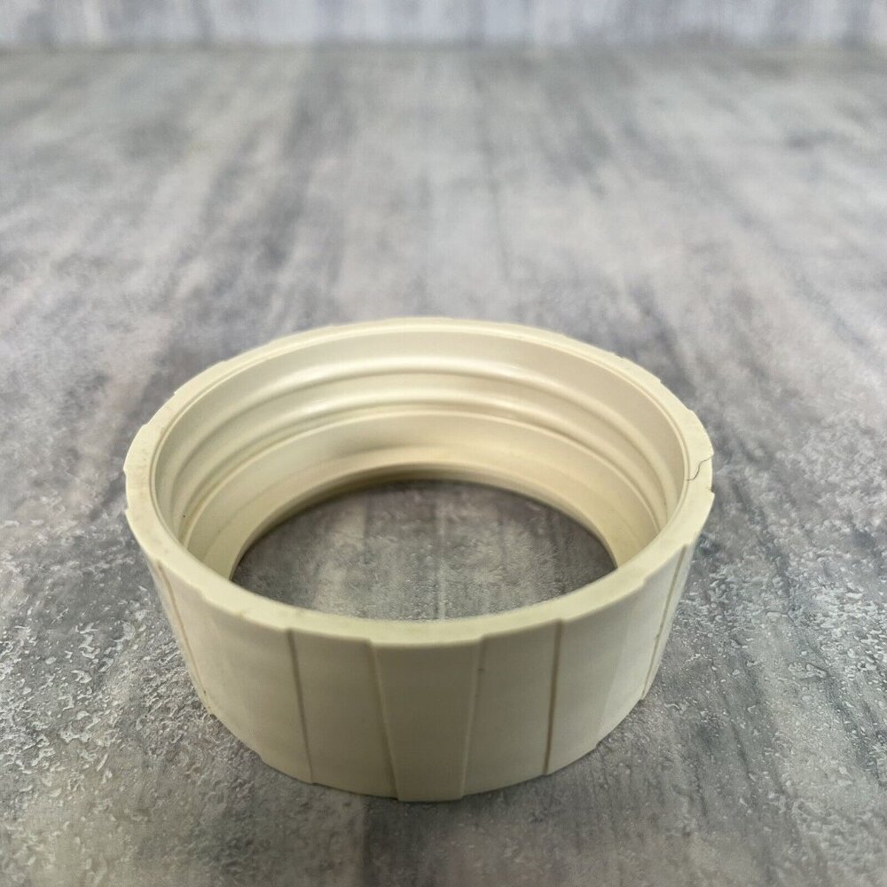 Vintage GE General Electric GE Food Processor D5FP1 Work Bowl Nut Only